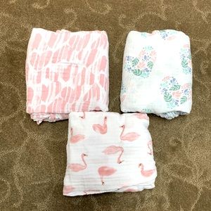 Aden + Anais Muslin Blankets - set of 3